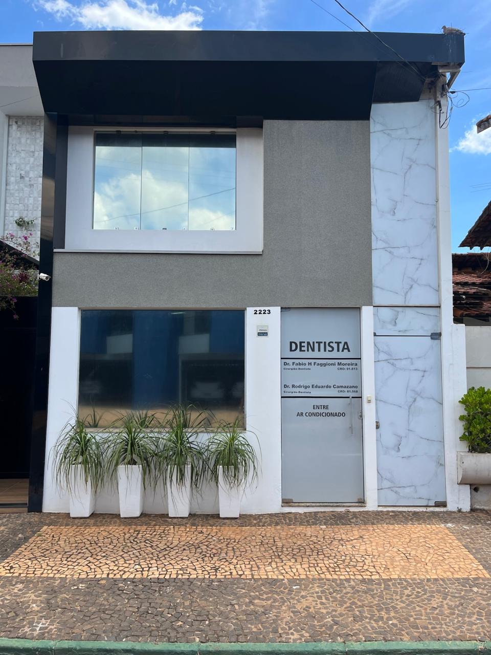 Fachada da clínica